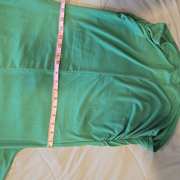 DOUBLJU Green, Women's Medium Top - Picture 6 of 7